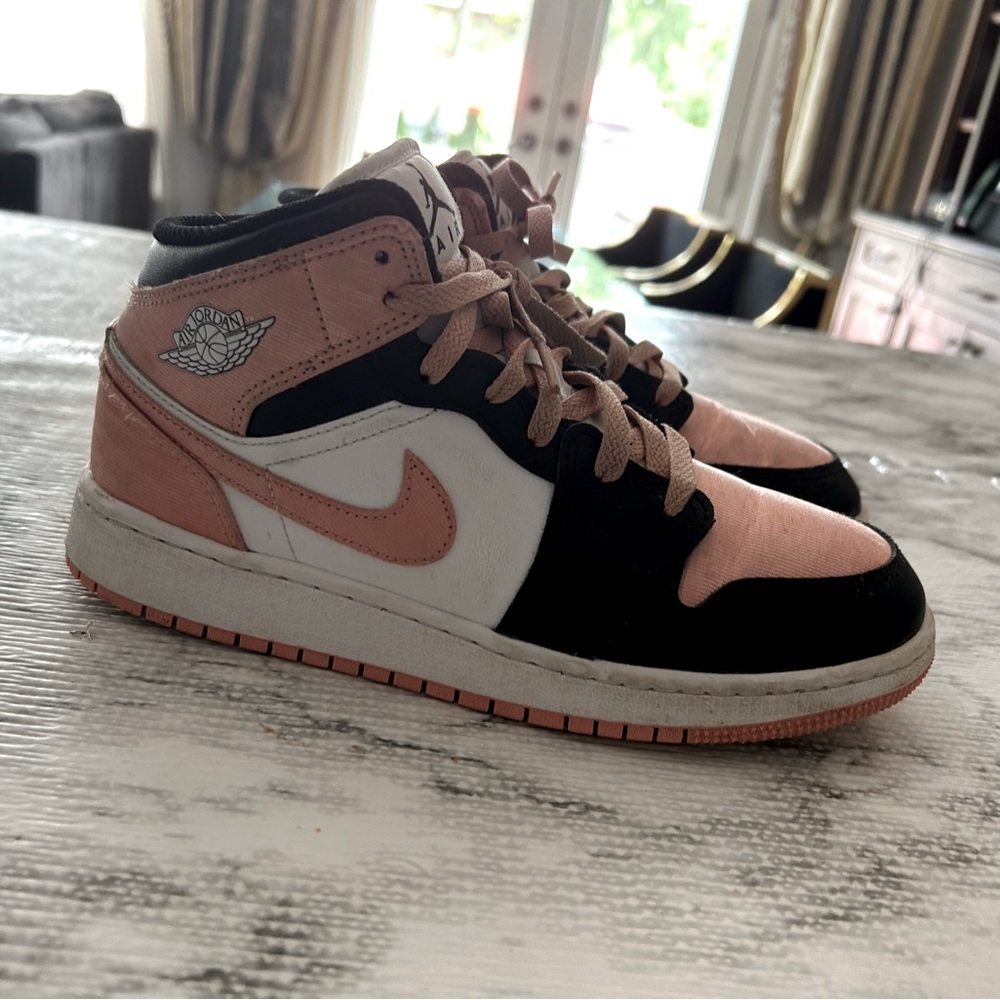 Nike airs high tops